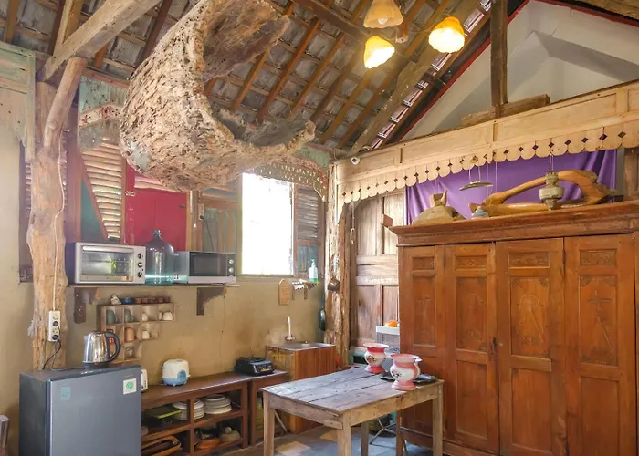 Twospaces Living At Wave And Chill House, ゲストハウス